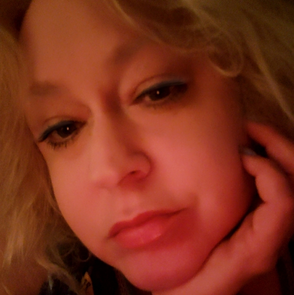 Meet your Posher, Denise